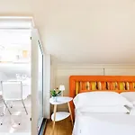 Apartment Fuga Romantica - Mansarda Chic Con Box Privato & Mare A 150m *