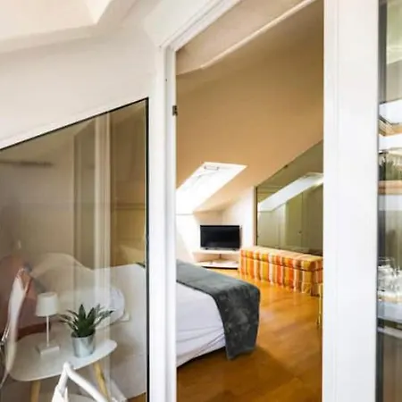 Apartamento La Mansarda Al Mare Centro Storico Di Con Garage *