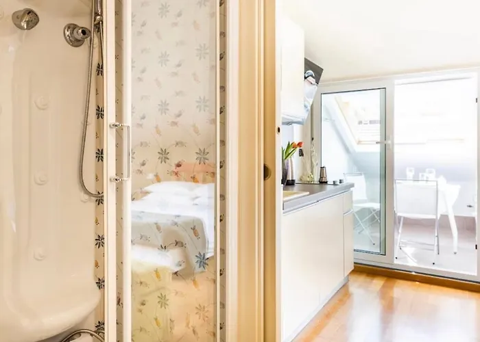 La Mansarda Al Mare Centro Storico Di Con Garage *