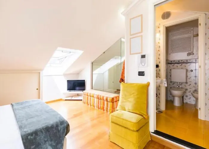 Apartamento La Mansarda Al Mare Centro Storico Di Con Garage *