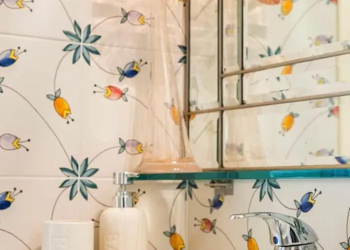 La Mansarda Al Mare Centro Storico Di Con Garage